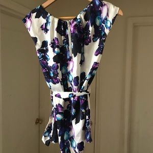 Worthington sleeveless blouse